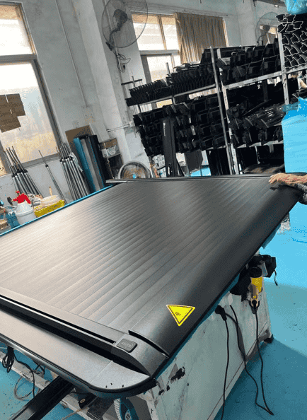 Tonneau cover ADVANCED - Akina electric